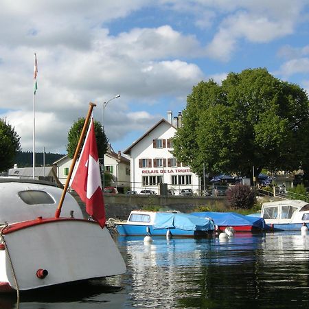 Hotel De La Truite & Spa Le Petit Nautilus Le Pont エクステリア 写真
