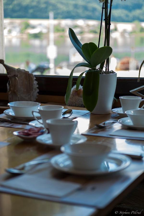 Hotel De La Truite & Spa Le Petit Nautilus Le Pont エクステリア 写真