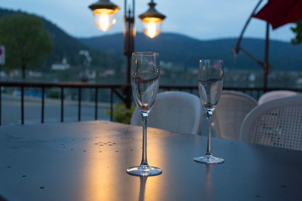 Hotel De La Truite & Spa Le Petit Nautilus Le Pont エクステリア 写真